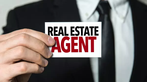 How a Real Estate Agent Can Help Before, During & After Your Home Sale,Haydn Halsted