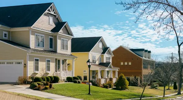 Home Price Predictions for 2023 from Top Economists,James Lynch