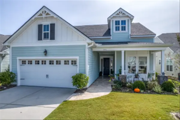 Summerville Home for Sale $629,000,AgentOwned Realty