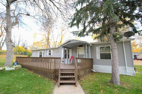 3BR/2BA Mounds View Manufactured Home,Chuck Carstensen
