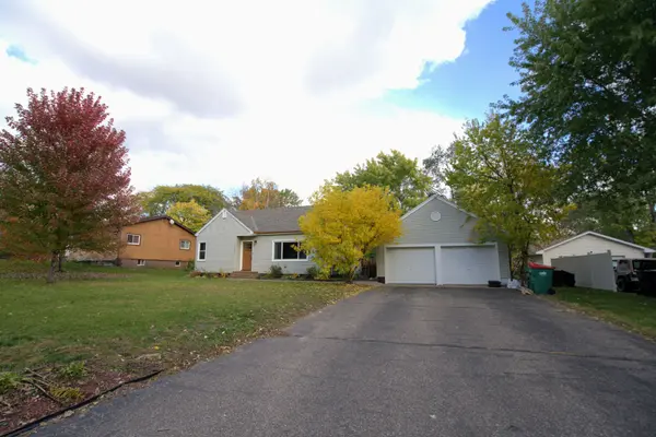 3BR/1BA Coon Rapids 1.5 Story Home,Chuck Carstensen