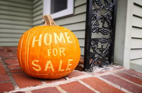 Fall into Your Dream Home: Buying in October,The Warburton Team Brokered By eXp