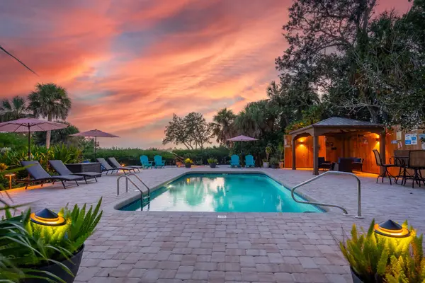 Discover Paradise on Lemon Bay: 1191 Bayshore Drive,Janice Martin
