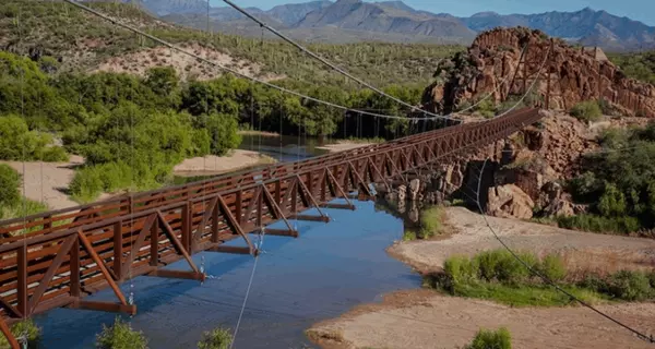 Friday Fun - Embracing the Grandeur of Arizona: A Lifelong Phoenician's Tale,Paul Nicoletti