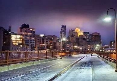 Buying or Selling a Home During The Winter,Andrew Gonzalez