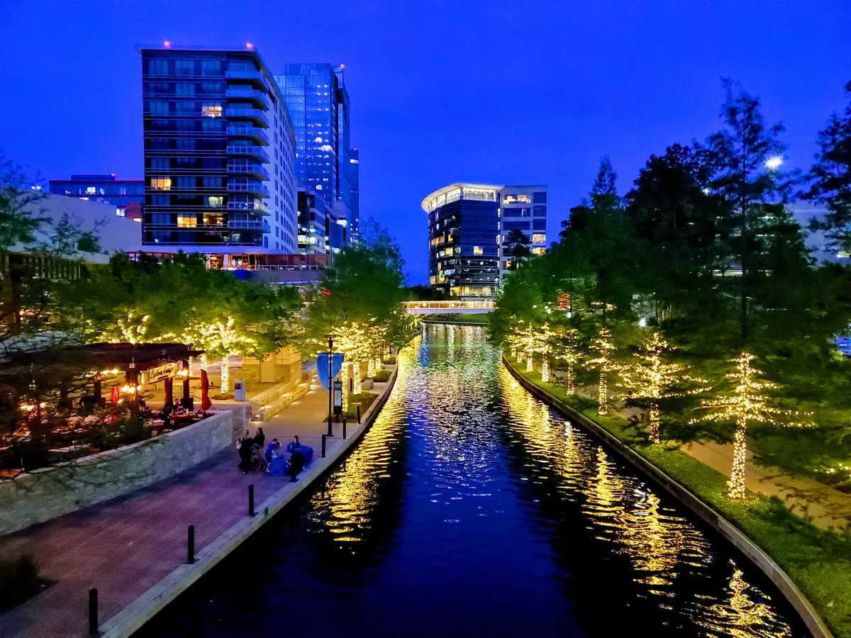 20190416_201053-EFFECTS