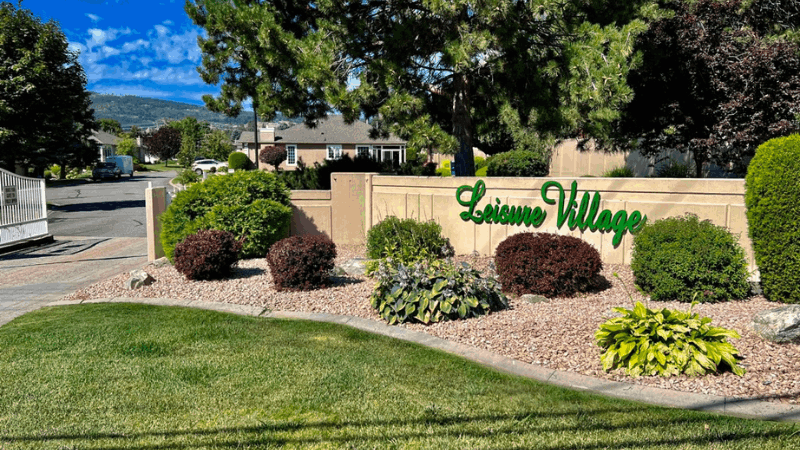 leisure village west kelowna entrance