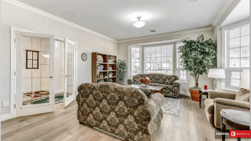 leisure village living room in west kelowna