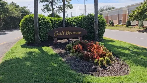 Coastal Living Unveiled: Your Ultimate Guide to Gulf Breeze, FL's Unique Lifestyle,Tim Whittemore