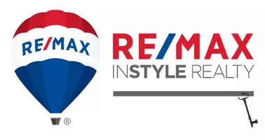 Re/Max In-Style Realty