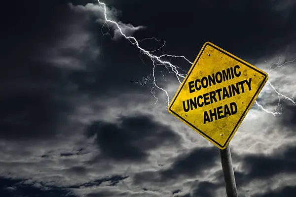Selling Your Home During an Economic Downturn: The Real Estate Reality,Billee Silva, PA, ABR SRS