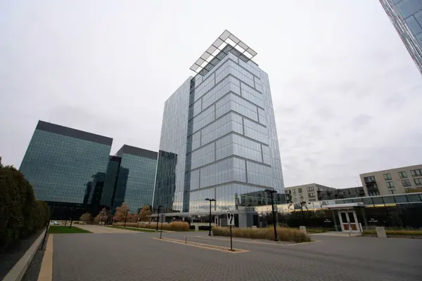 Condo For Sale in the Reflections of Bloomington,Chuck Carstensen