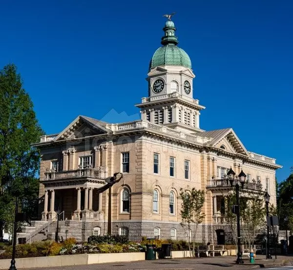 feature image of City Hall: A Storied Landmark in the Heart of Athens, GA