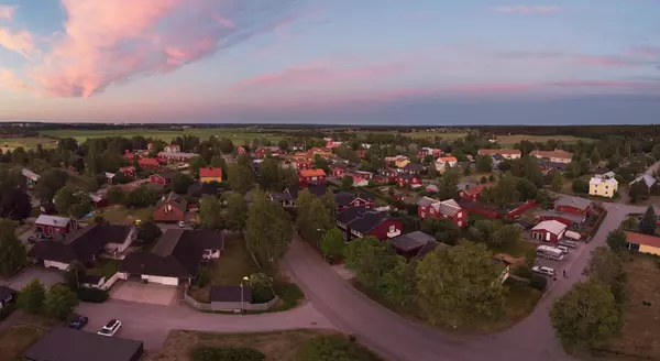 The Surprising Trend in the Number of Homes Coming onto the Market,Kevin Valle