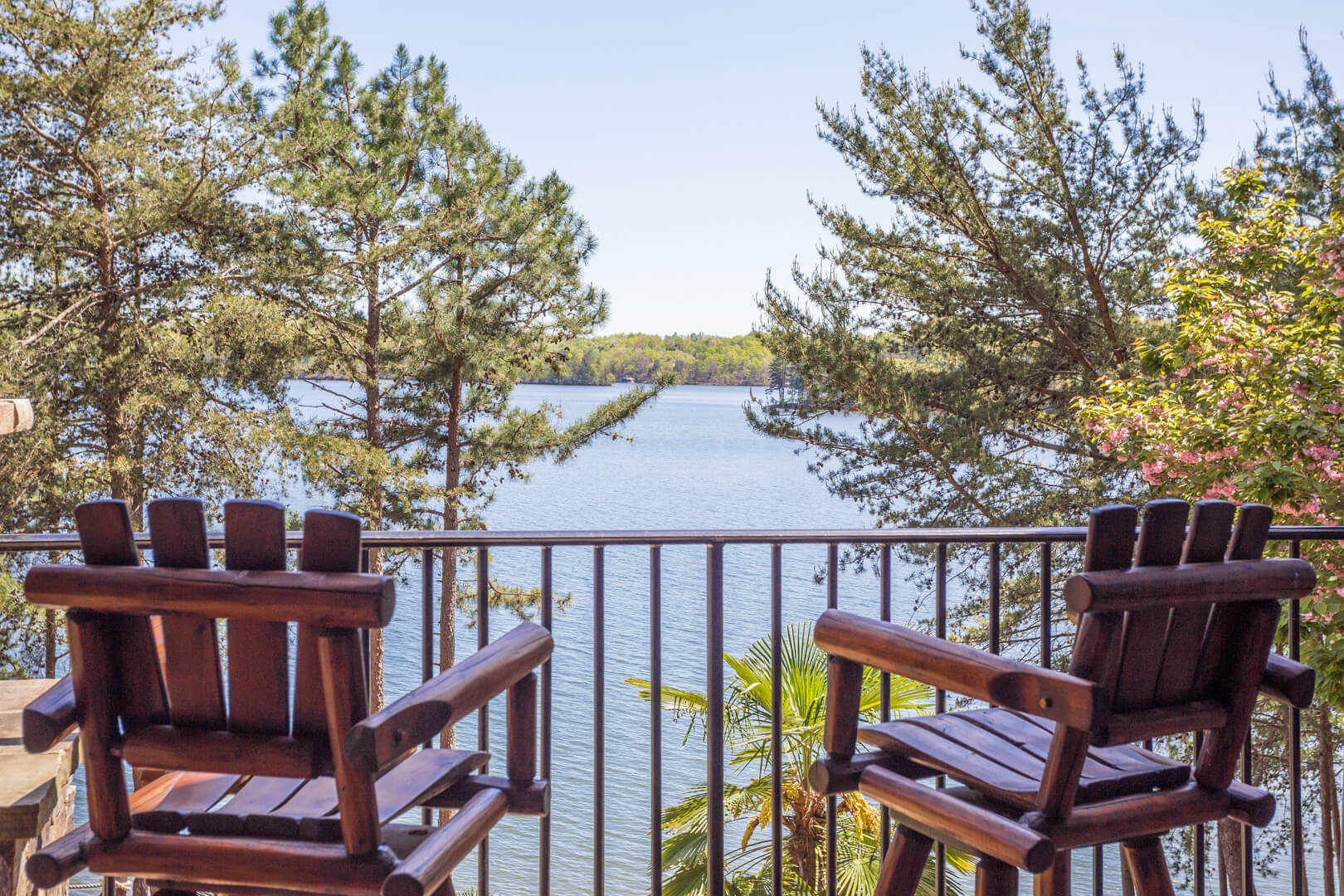 Homes for sale on lake lanier ga