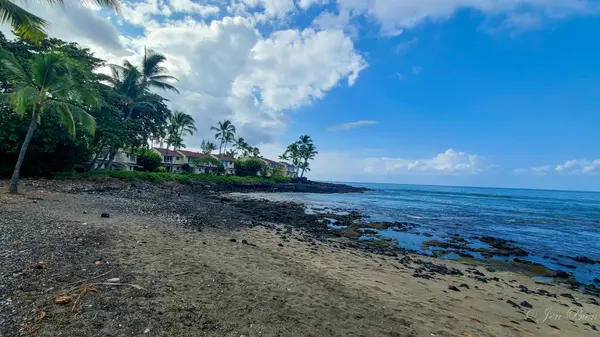 Keahoua Kona Surf and Racket Club, Jennifer Bien hawaii Real estate, Kailua Kona, alii Dr, ocean front condo kailua kona