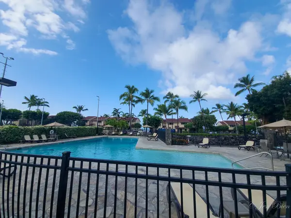 Keahoua Kona Surf and Racket Club, Jennifer Bien hawaii Real estate, Kailua Kona, alii Dr, ocean front condo kailua kona