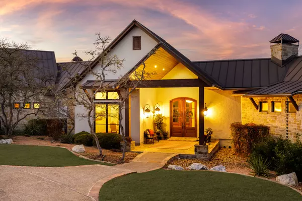 52 Thunder Ridge - Best Life Texas Tours,Erica Parker