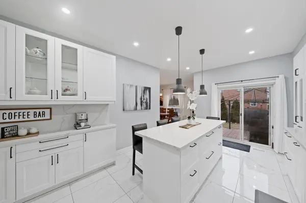 12 Kirkhaven Way Brampton, On L6x 0p6,