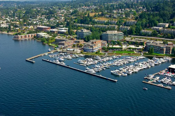 Holiday Shopping in Kirkland!