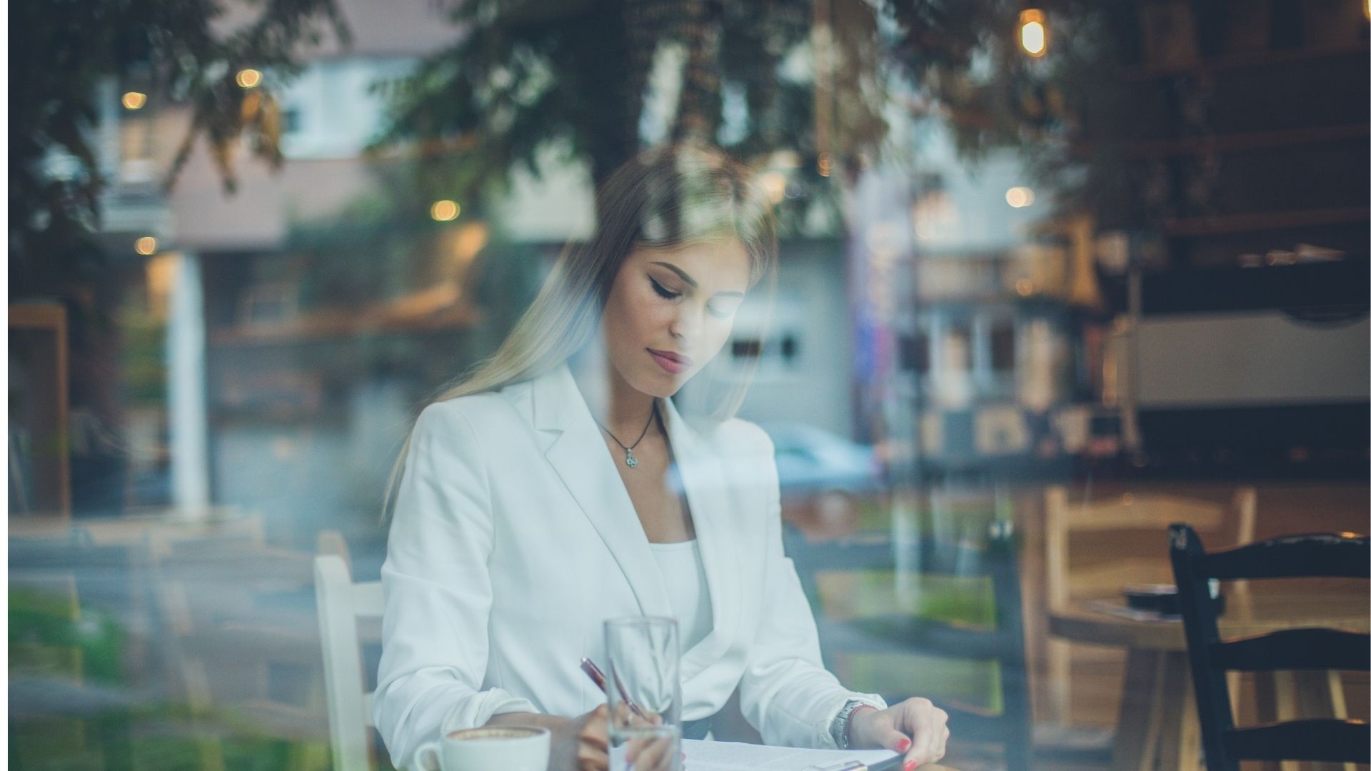 Breaking Down the Listing Agreement Into a Deal You Understand