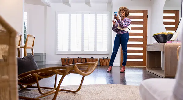 Should You Rent Your House or Sell It?,Bent Danholm