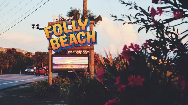 A Visitor's Guide to Folly Beach, South Carolina,Ashley Melton