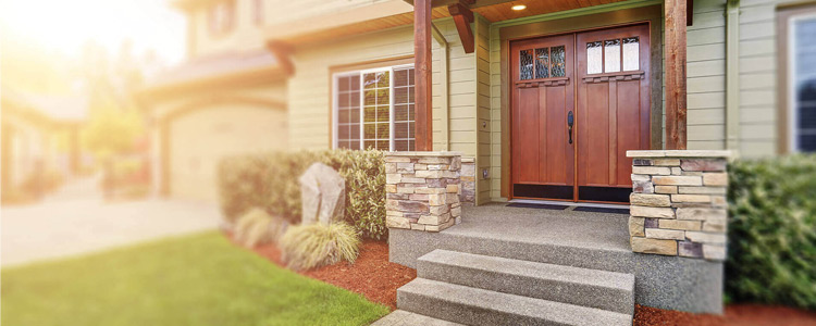 Maximize Curb Appeal When Selling Your Home