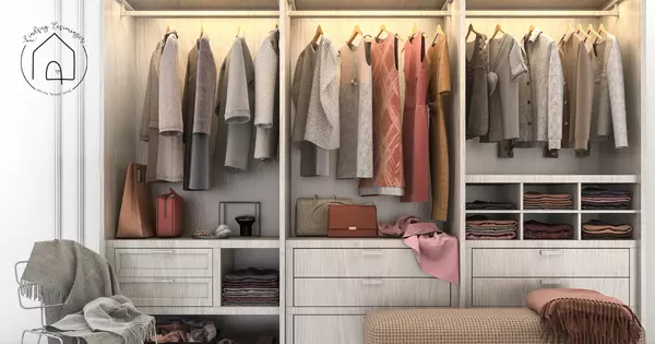 Make That Small Closet Look Bigger,Lindsay Eisiminger