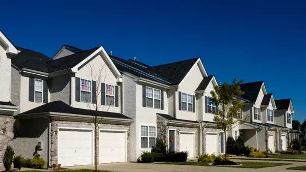What Should You Know About Homeowners Associations?