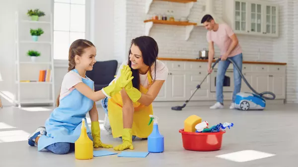 11 House Cleaning Tips When Selling Your Home,Lee Booth