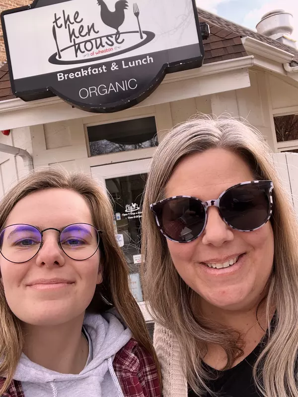 Young's Yums: The Hen House of Wheaton,Sara Latta-Young