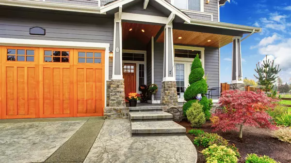 5 Simple Steps to Make Your Home Stand Out: The Ultimate Guide to Boosting Your Home's Curb Appeal,Trenton Bodin