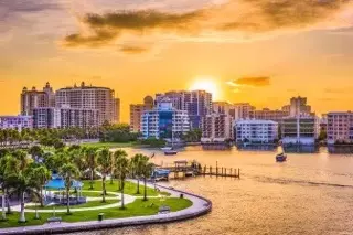 15 Benefits of moving to or owning property in Florida!,Moving.com