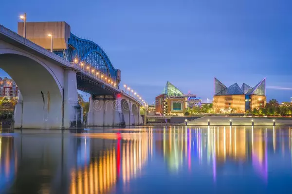 Why Investing in Chattanooga is the Smart Choice.,Jennifer Dixon
