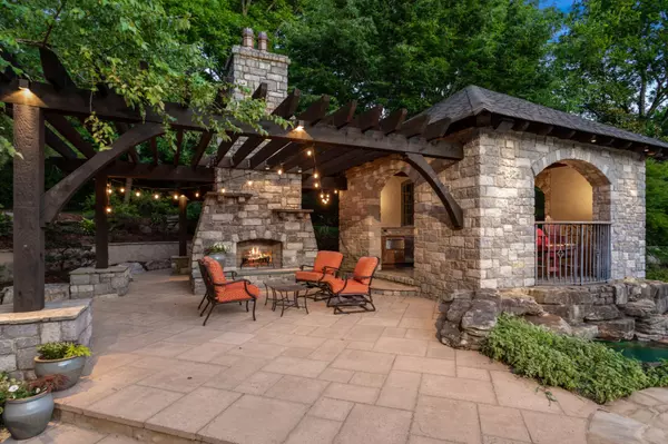 Find out which outdoor projects will get you the largest ROI,John Reuter