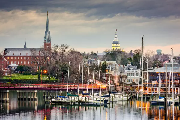 Waterfront Gems and Suburban Charm: Homes for Sale in Anne Arundel County, Maryland,Diane Lee