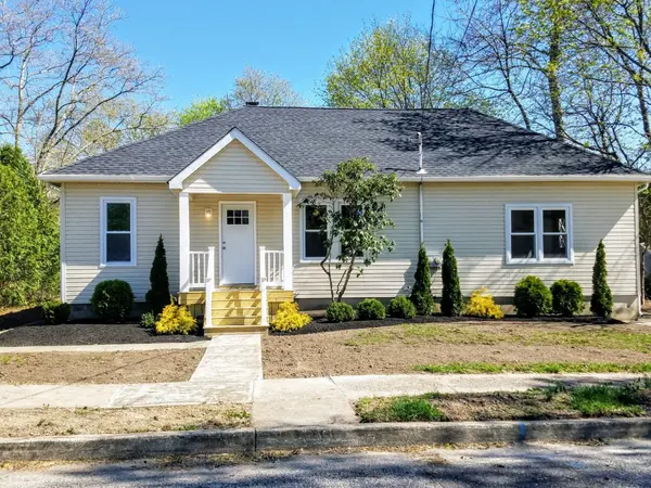 For Rent: 610 Peach St #1, Hammonton, NJ,Michelle Lucca