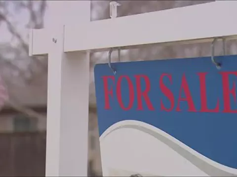 Real estate experts predict hot housing market in North Texas despite decline nationwide,William Joy (WFAA)