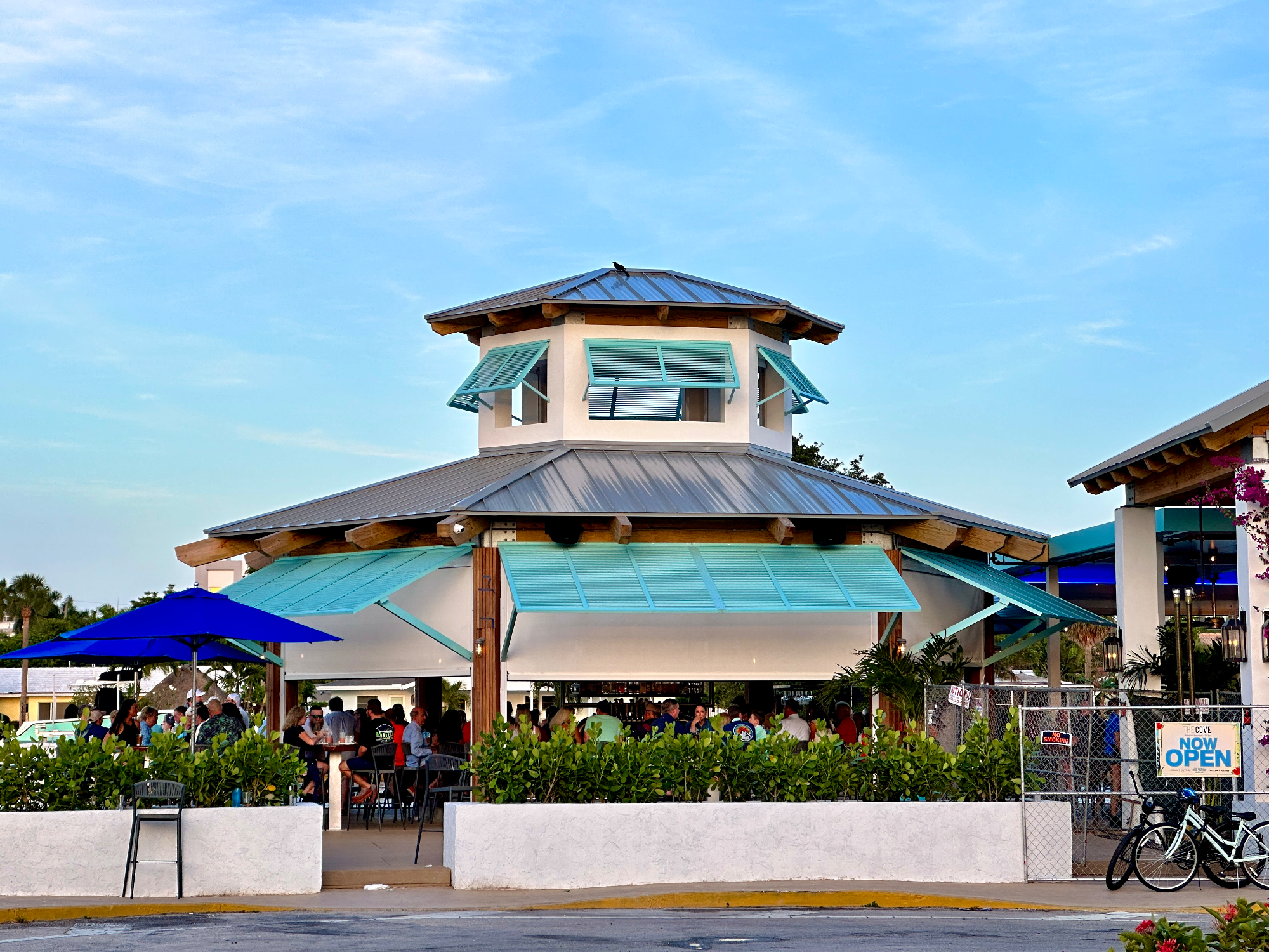 Waterfront Dining at The Cove 