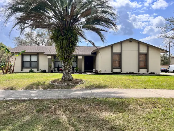 Pros and Cons of Living in Deltona, FL,Krista Taurins