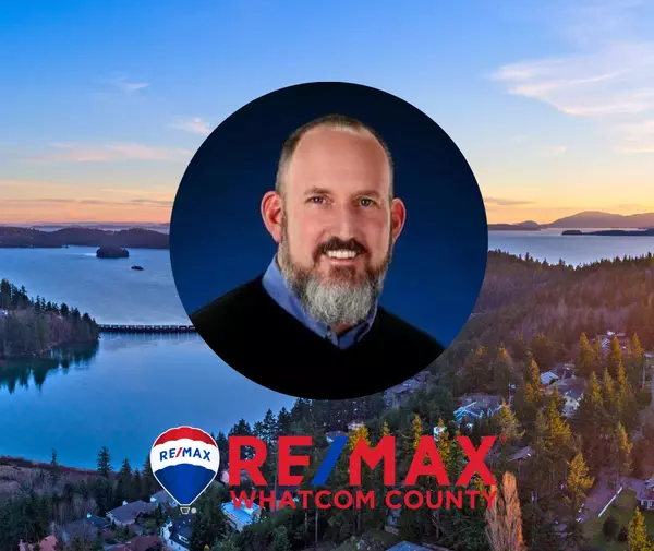 RE/MAX Agent Sean Jeffrey Earns Lifetime Achievement Award ,Ashlee Walston
