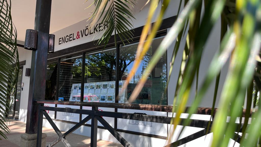 Engel & Völkers Tamarindo , Costa Roca