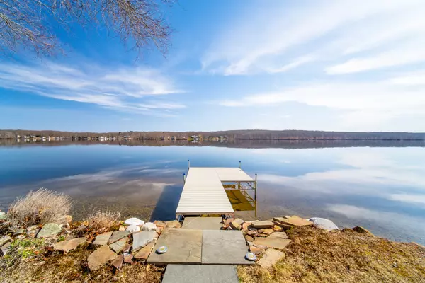 Experience the Ultimate Lake Life with this Seasonal Property on Lake Williams