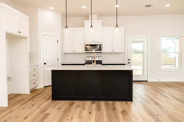 Kitchen island