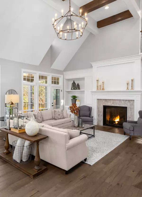 5 Tips for Staging Your Home to Sell,KavLand Team