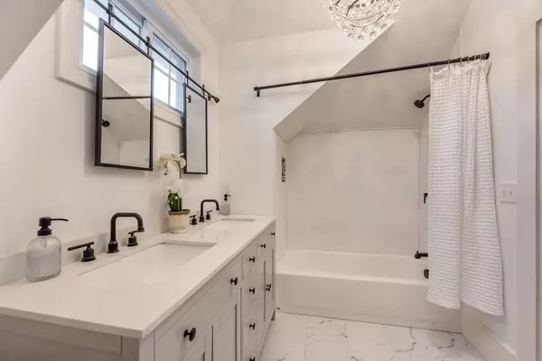 Five Ways to Make the Most of Your Bathroom Renovation,Tom Carroll