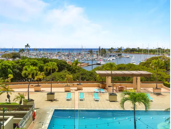 Stunning 1 Bed, 1 Bath Condo at Yacht Harbor Towers: Open House on May 7th!,One Pacific Realty Inc