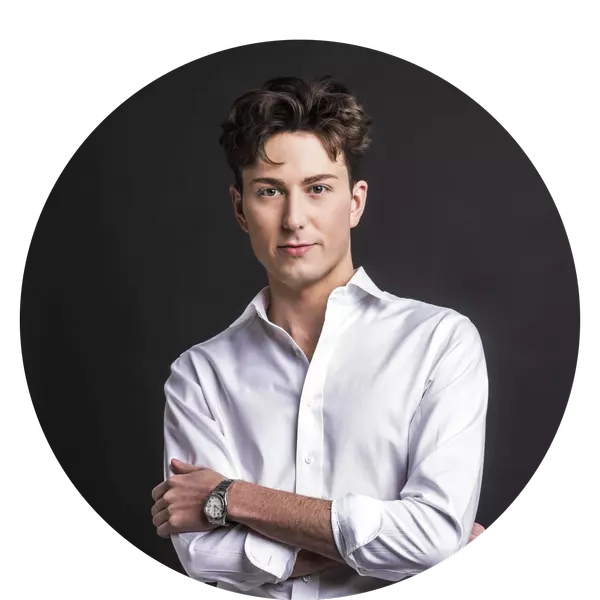 The Top Real Estate Agents in Vancouver,Cameron Phillips