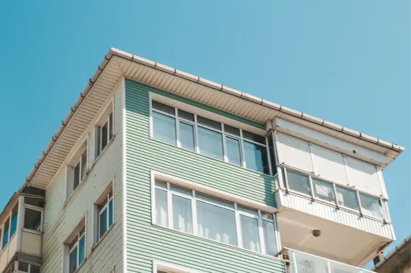 What Determines a Listing Price: A Look into the Factors That Affect Property Valuation,Michelle McMaster